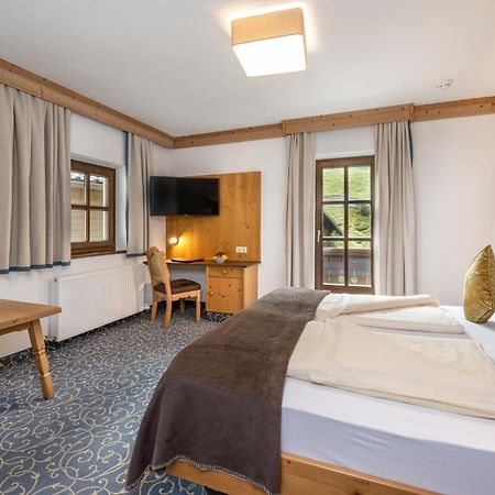 Naturhotel Huettenwirt Im Grossarltal Hüttschlag エクステリア 写真